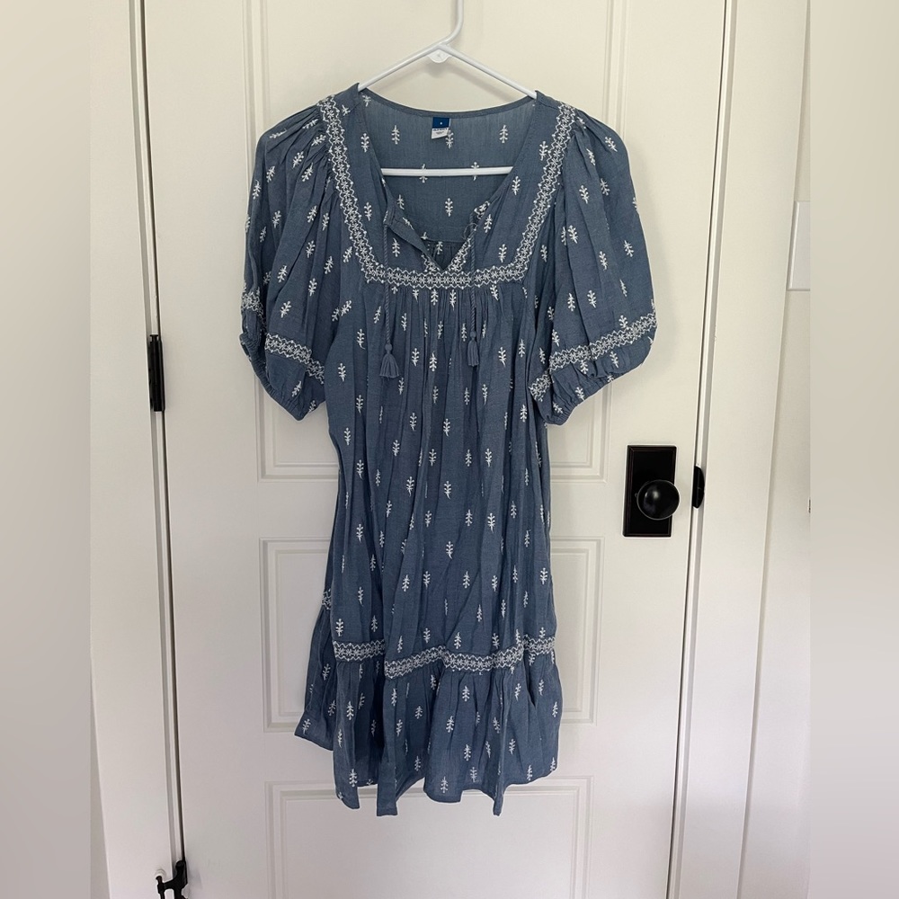 Old Navy Flowy Chambray Puff Sleeve Knee Length Dress EUC